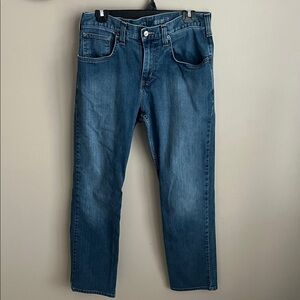 Carhartt relaxed fit men’s blue denim jeans straight leg, size 32 x 32